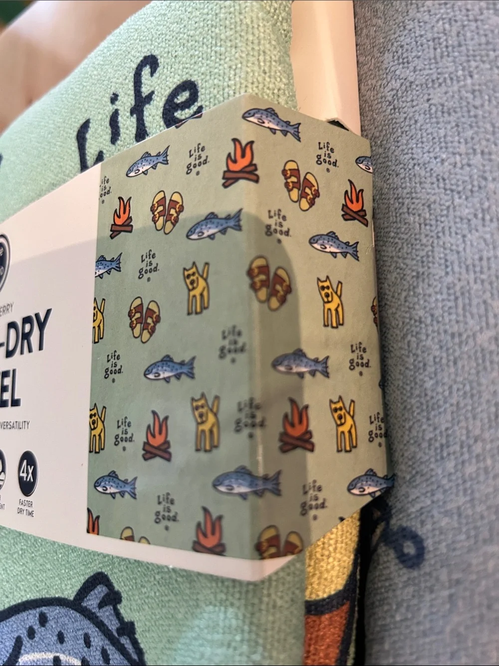 Life is Good Men’s Quick-Dry Micro Terry Towel - Mint Green
